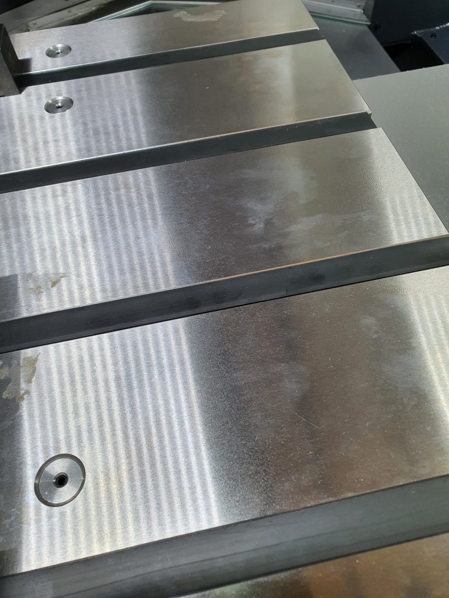AFM T-Nuten Abdeckung® eingelegt glatte Oberfläche